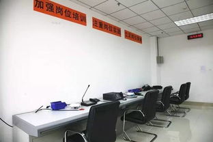 匠心獨運 地鐵人自建通信設備維修操作室，保障城市動脈高效運行